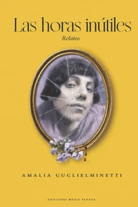 Las horas inútiles: Relatos cover